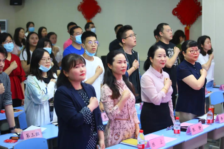 紀(jì)實(shí)| 擔(dān)當(dāng)時(shí)代重任，成就出彩人生